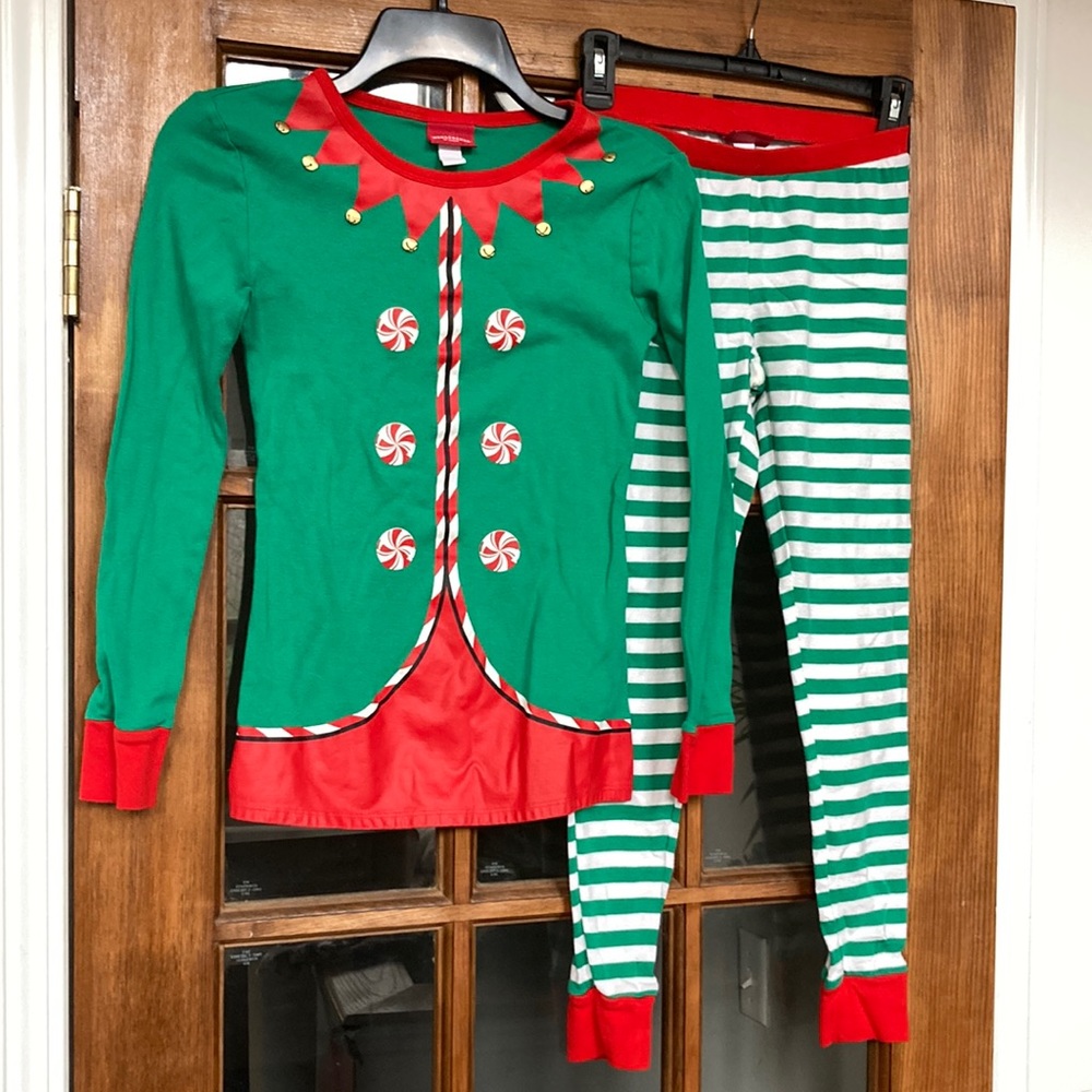Christmas elf pjs womens small